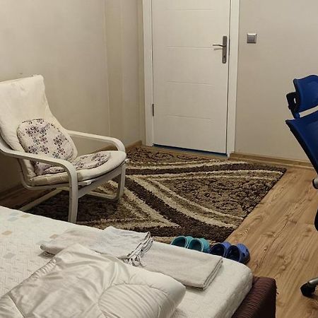 Neighbor Airport Apartment Arnavutkoy Bagian luar foto